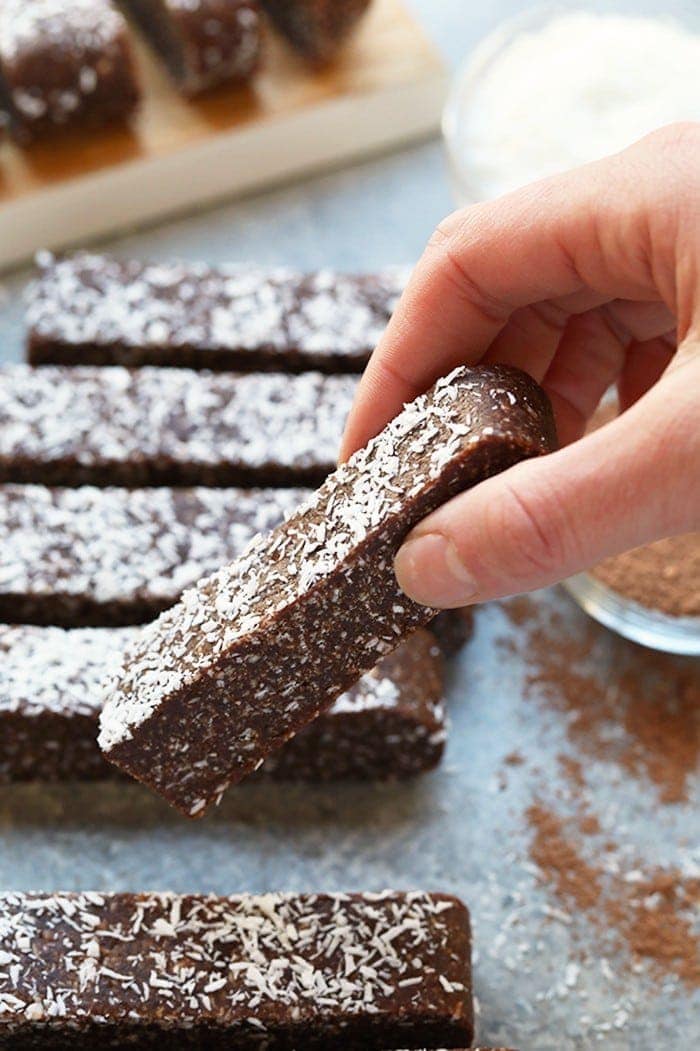 Master No-Bake Chocolate Coconut Energy Bars: Tips & Swaps